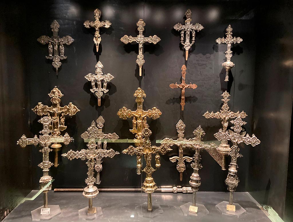 cruces de la exposición de la catedral