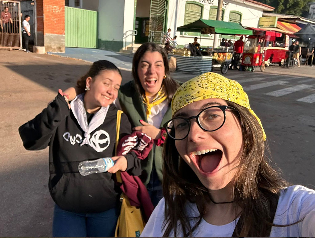 Amigas en voluntariado