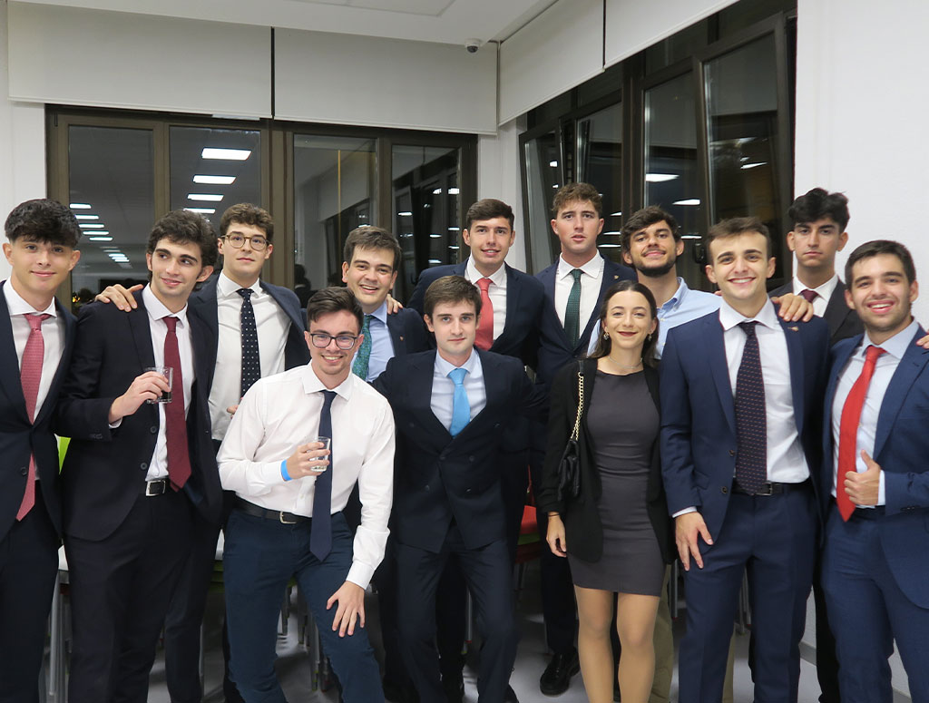 Colegiales juntos 