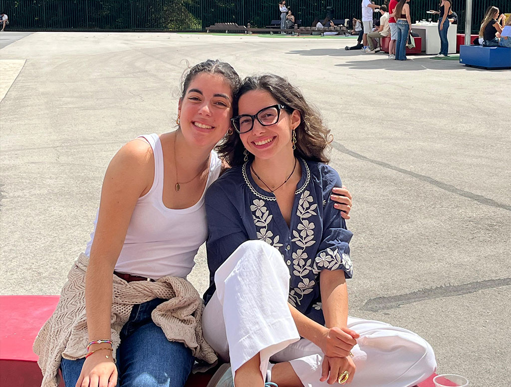 Decanas en colegio mayor mixto