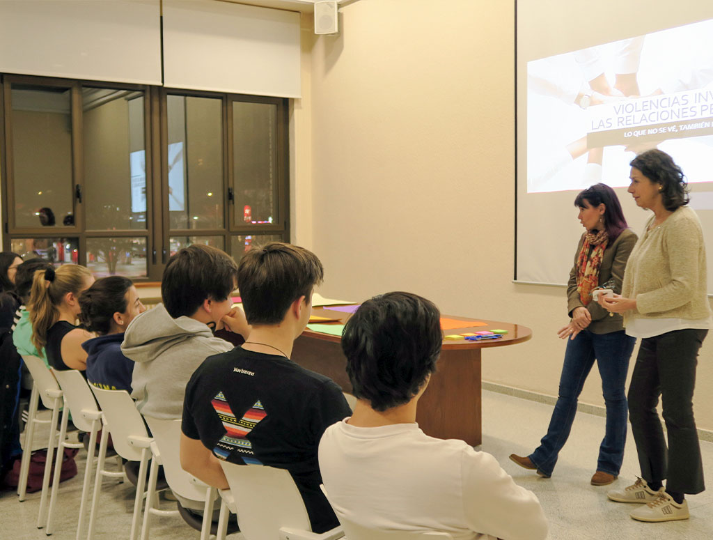 Charla Patricia Valle