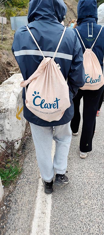 mochila del Colegio Mayor Larraona